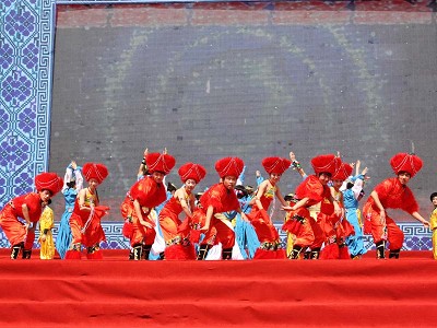 精彩的民族舞蹈